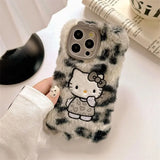 🧸 Capinha Kawaii de Pelúcia Hello Kitty com Pingente - Compatível com iPhone